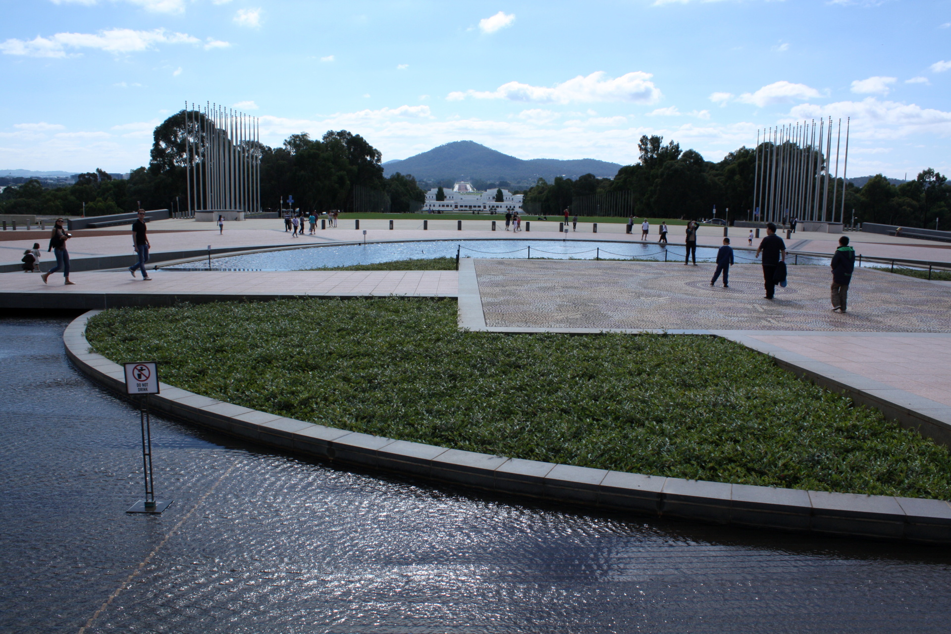 2010-04-02 Via Canberra